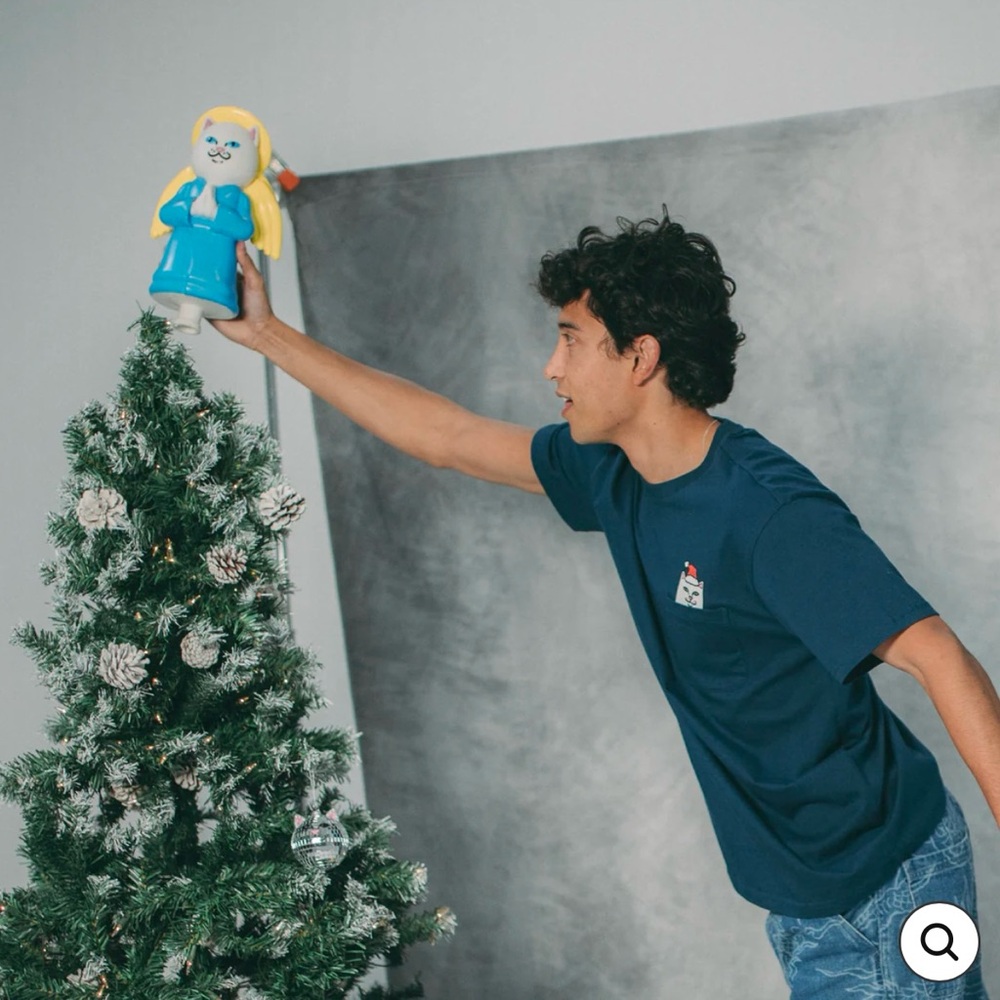Christmas Tree Angel Cat - Picture 2 of 5
